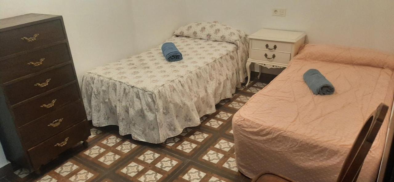 Cortijo Ferre, A Los Pies Del Castillo La Atalaya De Нихар Экстерьер фото